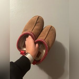 UGG platform TAZZ slipper